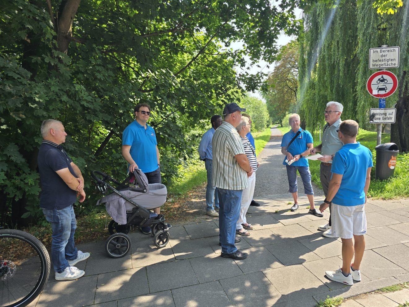 Ortsbegehung mit Bezirksbürgermeister Guido Pfeiffer